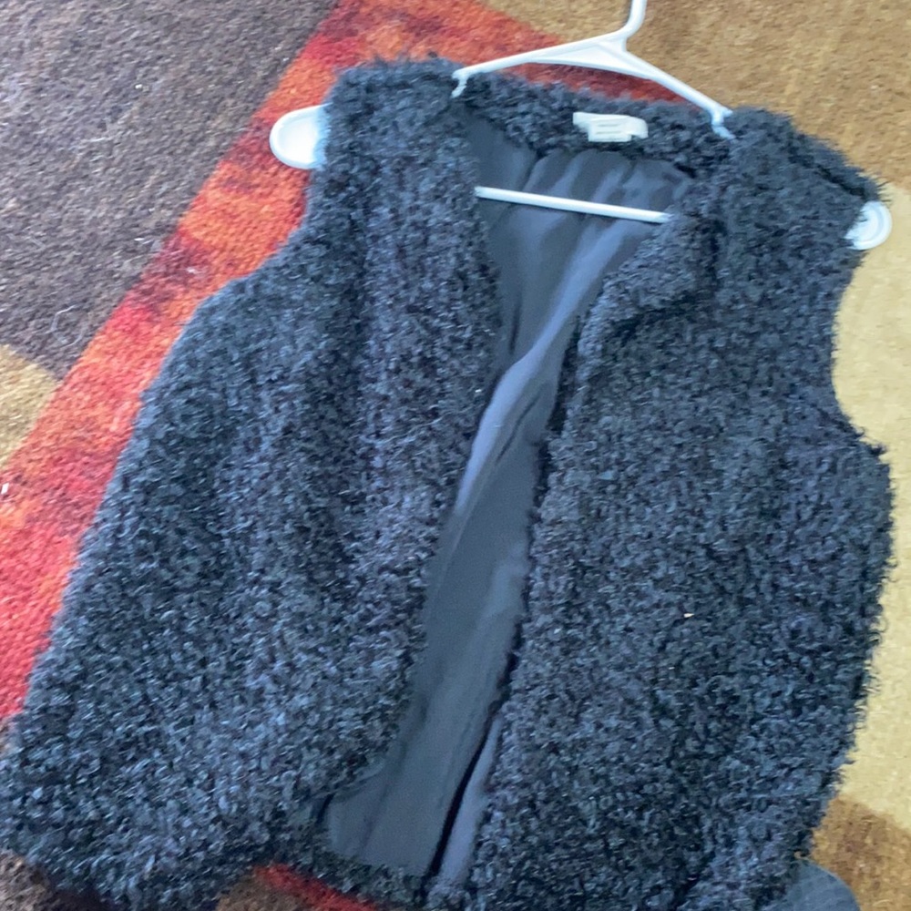 Black fuzzy puffer vest